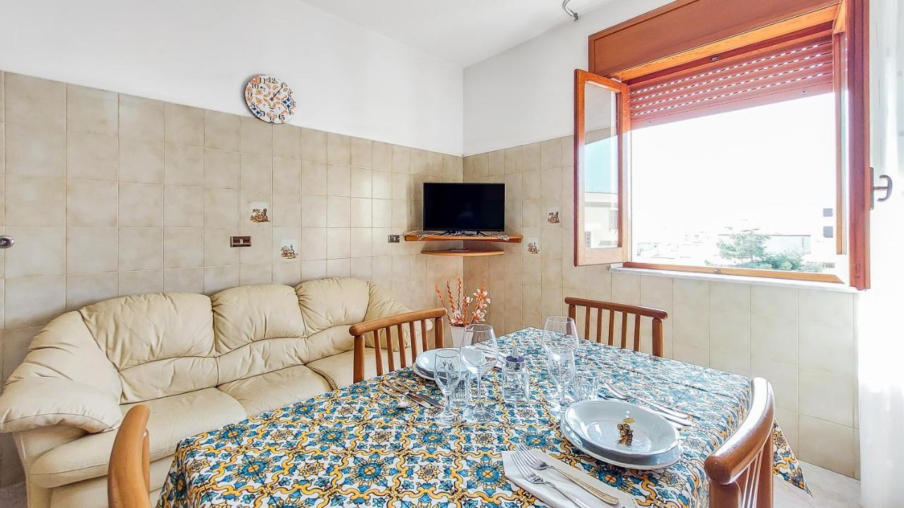 Casetta Orchidea A Pochi Passi Dal Centro 兰佩杜萨 外观 照片