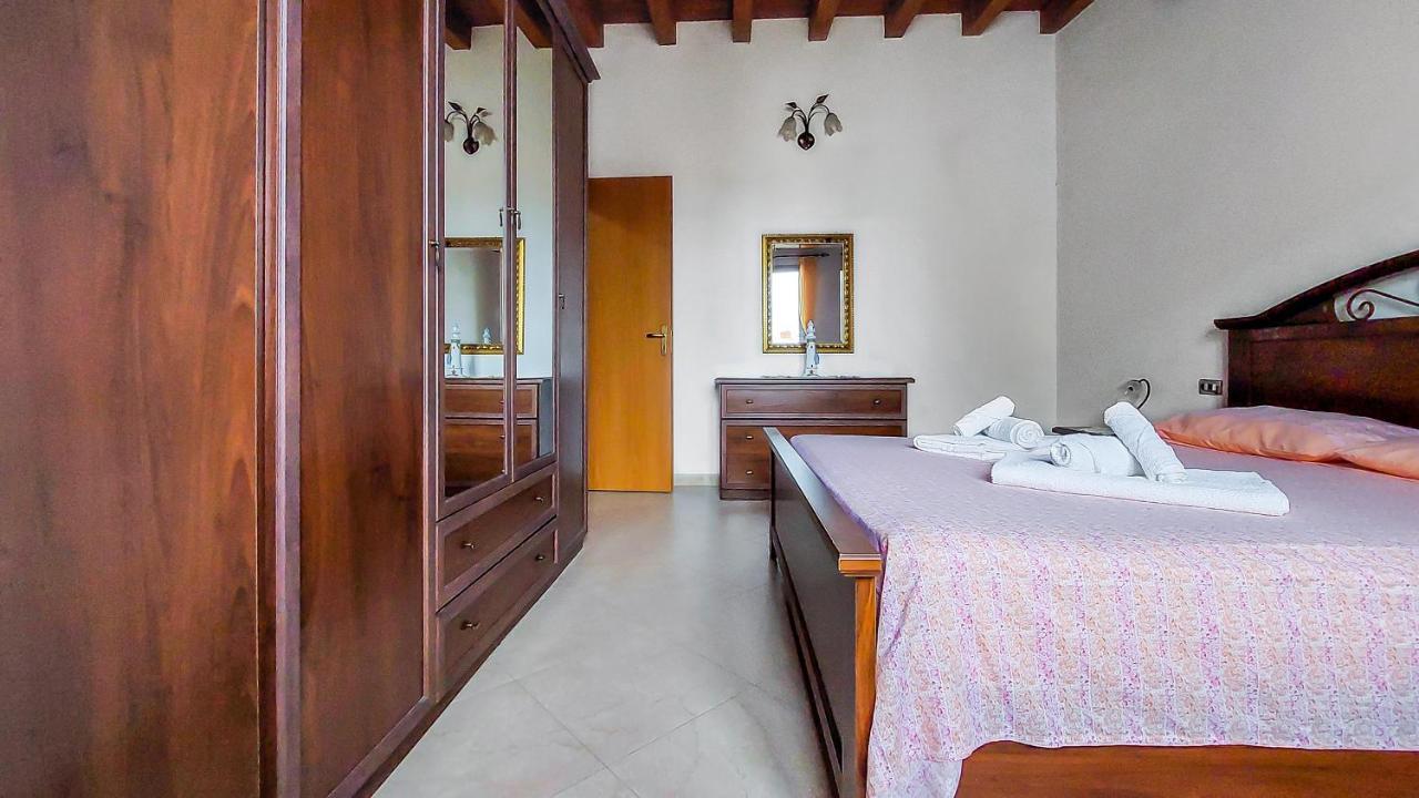 Casetta Orchidea A Pochi Passi Dal Centro 兰佩杜萨 外观 照片